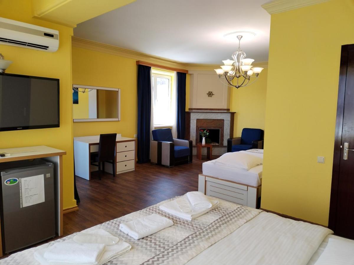 Hotel Blissdom Тбилиси Экстерьер фото