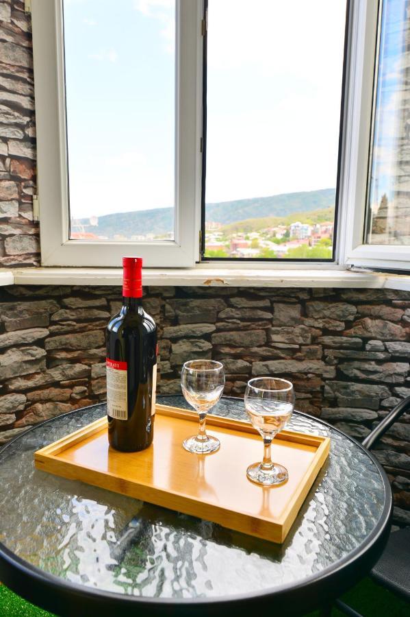 Hotel Blissdom Тбилиси Экстерьер фото