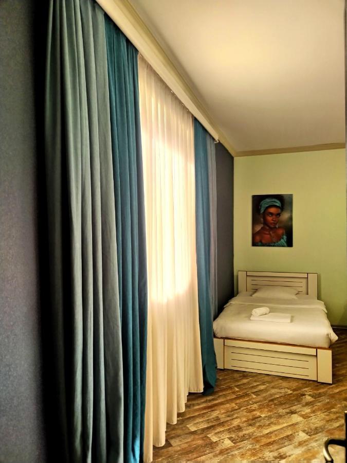 Hotel Blissdom Тбилиси Экстерьер фото