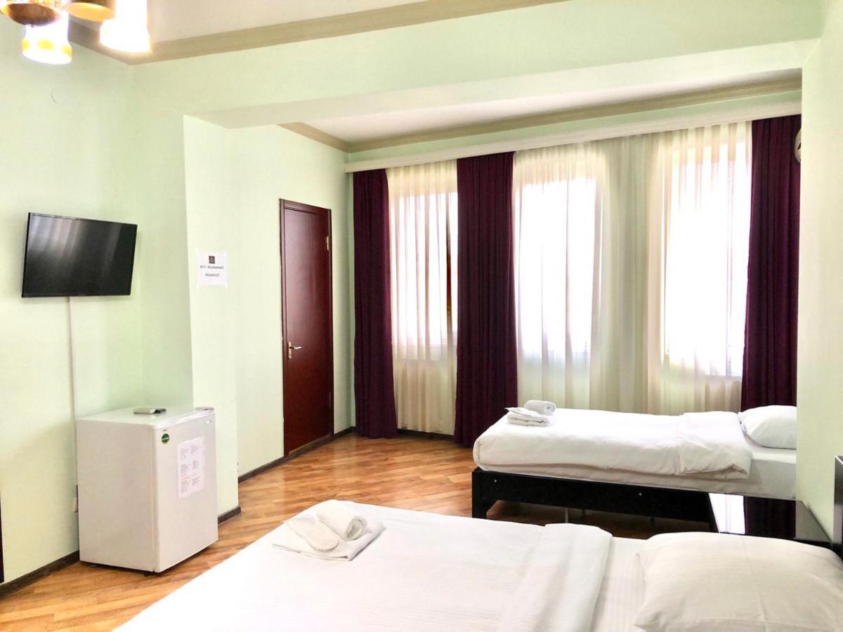 Hotel Blissdom Тбилиси Экстерьер фото